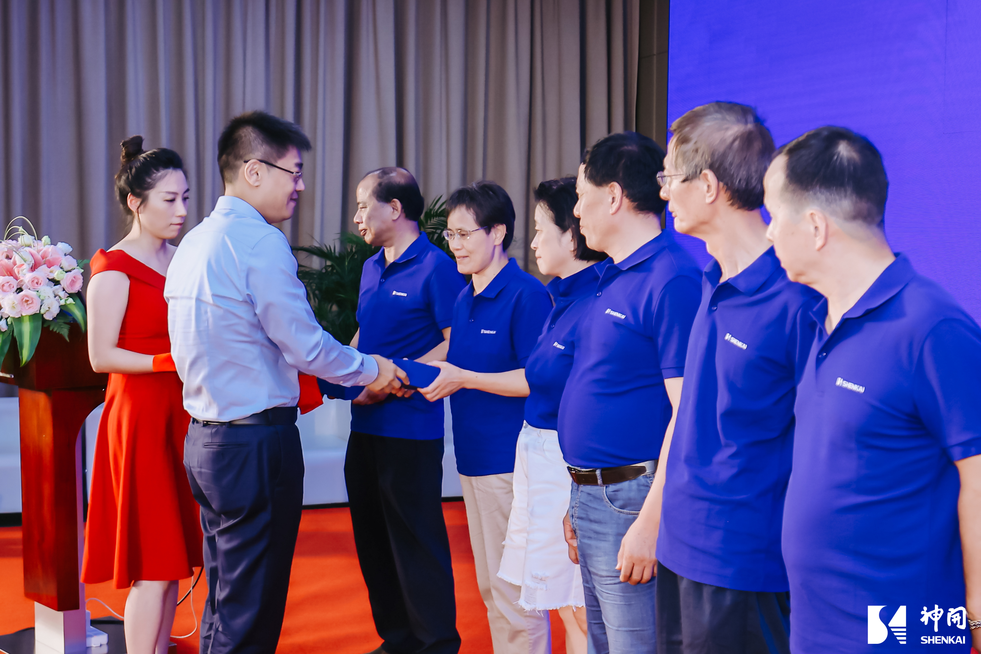 三十而立，薪火相承——冰球突破mg成立三十周年庆典活动圆满举行(图9)