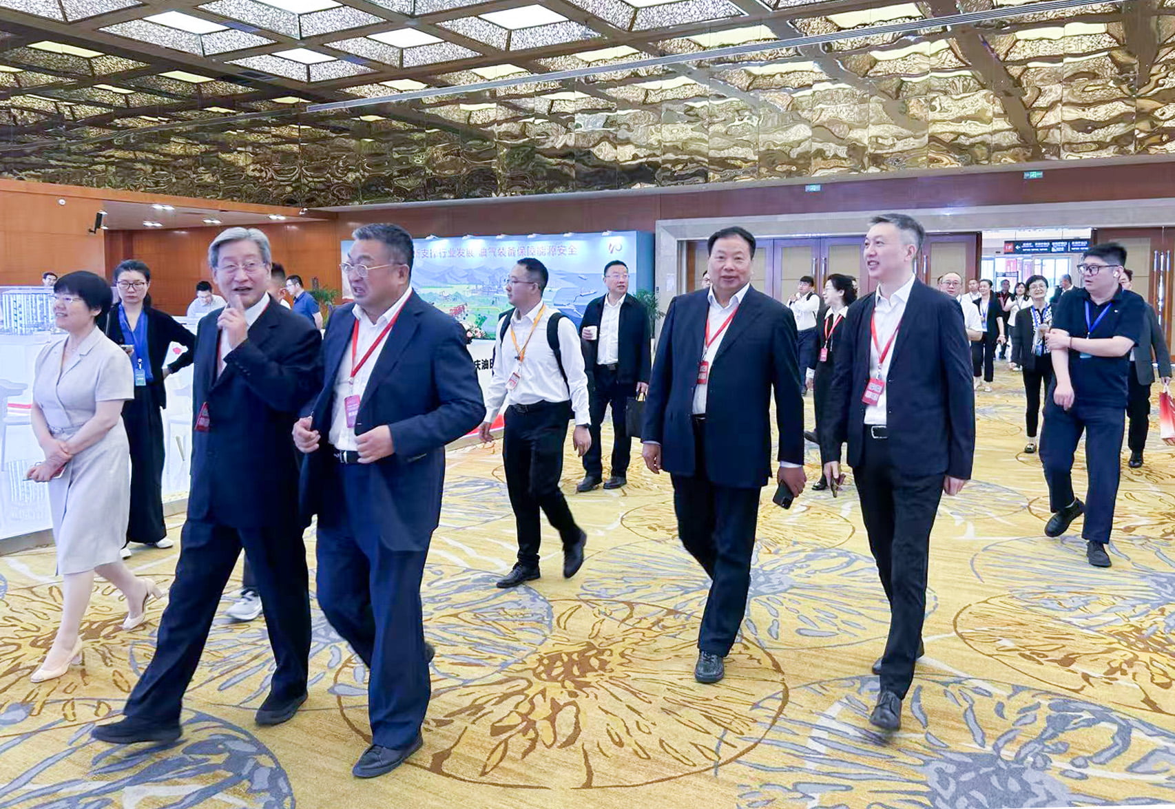 创新引领、科技强机——冰球突破mg参加第四届石油石化装备产业科技大会暨科技创新成果展览会(图5)